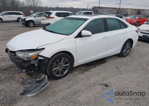 2017 Toyota Camry Se z USA, uszkodzony, nr VIN 4T1BF1FK5HU422917